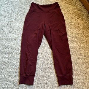 Lululemon capri joggers